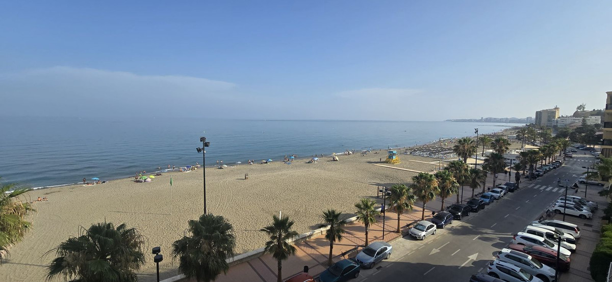 Te koop Middle Floor Apartment Costa Del Sol Fuengirola € 616.000,-