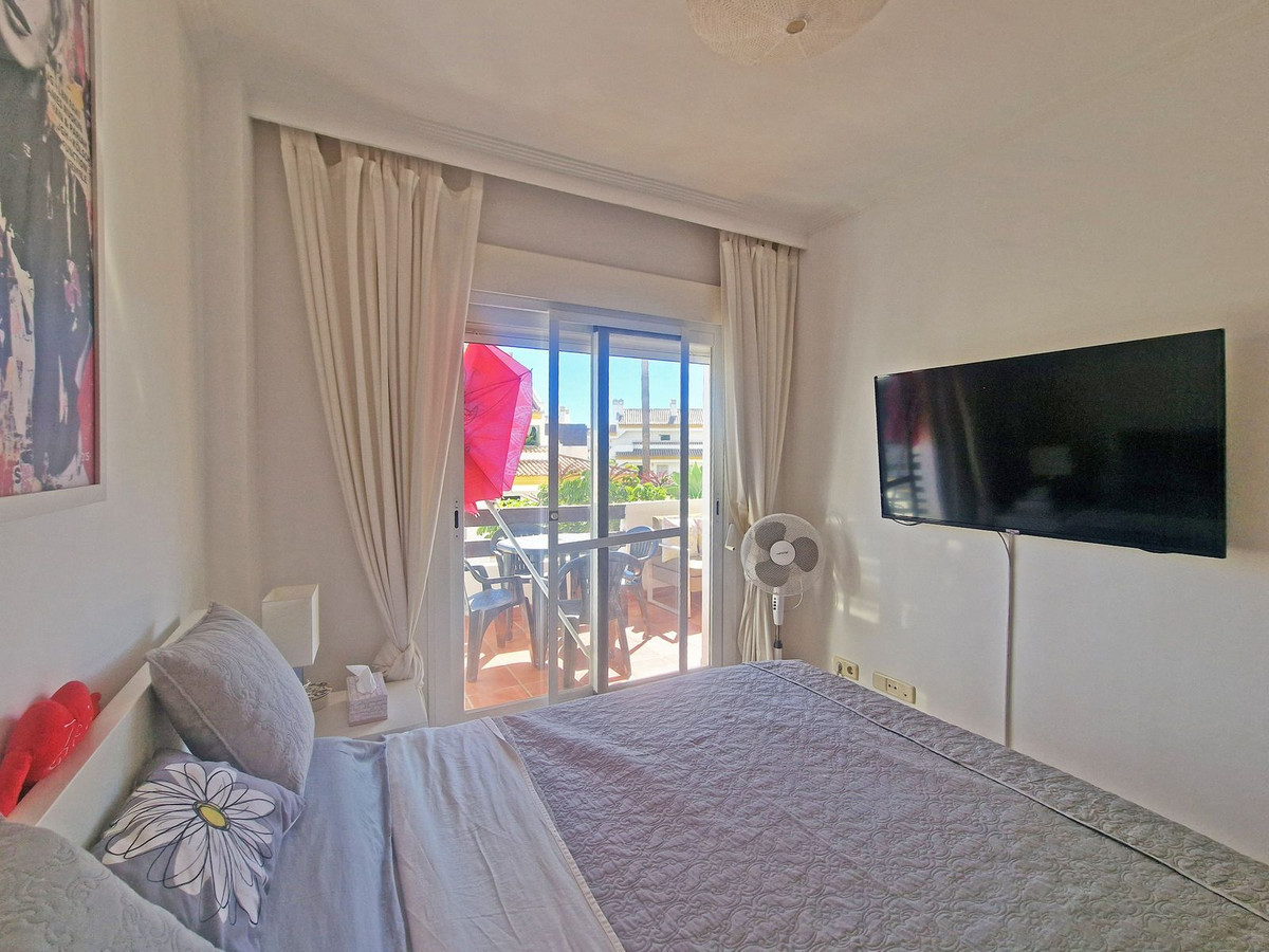 Te koop Middle Floor Apartment Costa Del Sol Calanova Golf € 259.000,-