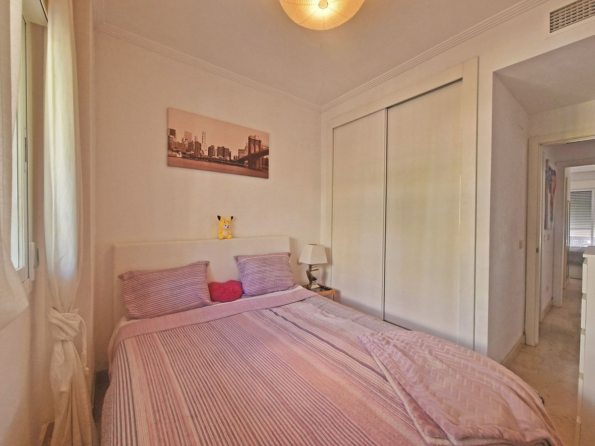 Te koop Middle Floor Apartment Costa Del Sol Calanova Golf € 259.000,-