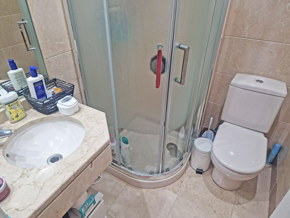 Te koop Middle Floor Apartment Costa Del Sol Calanova Golf € 259.000,-