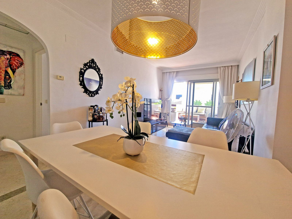 Te koop Middle Floor Apartment Costa Del Sol Calanova Golf € 259.000,-