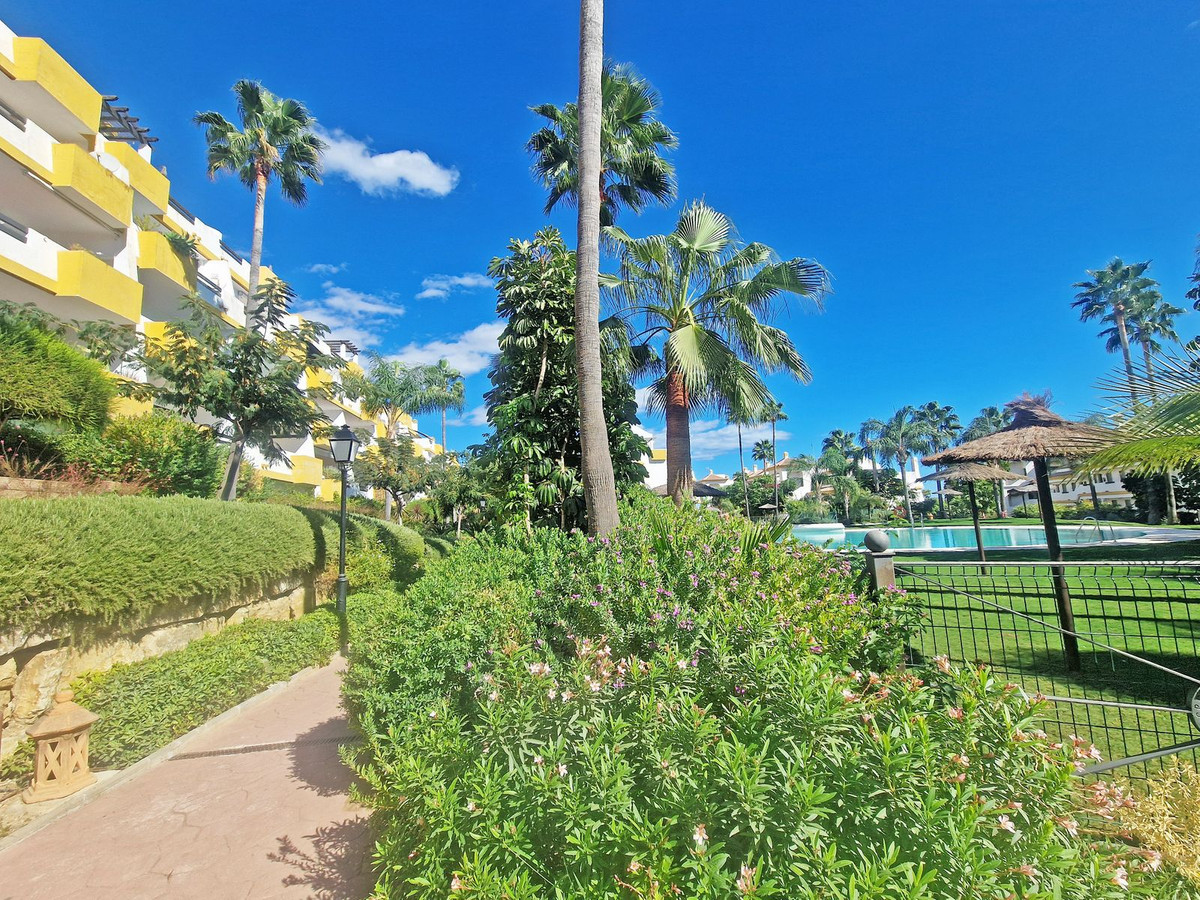 Te koop Middle Floor Apartment Costa Del Sol Calanova Golf € 259.000,-