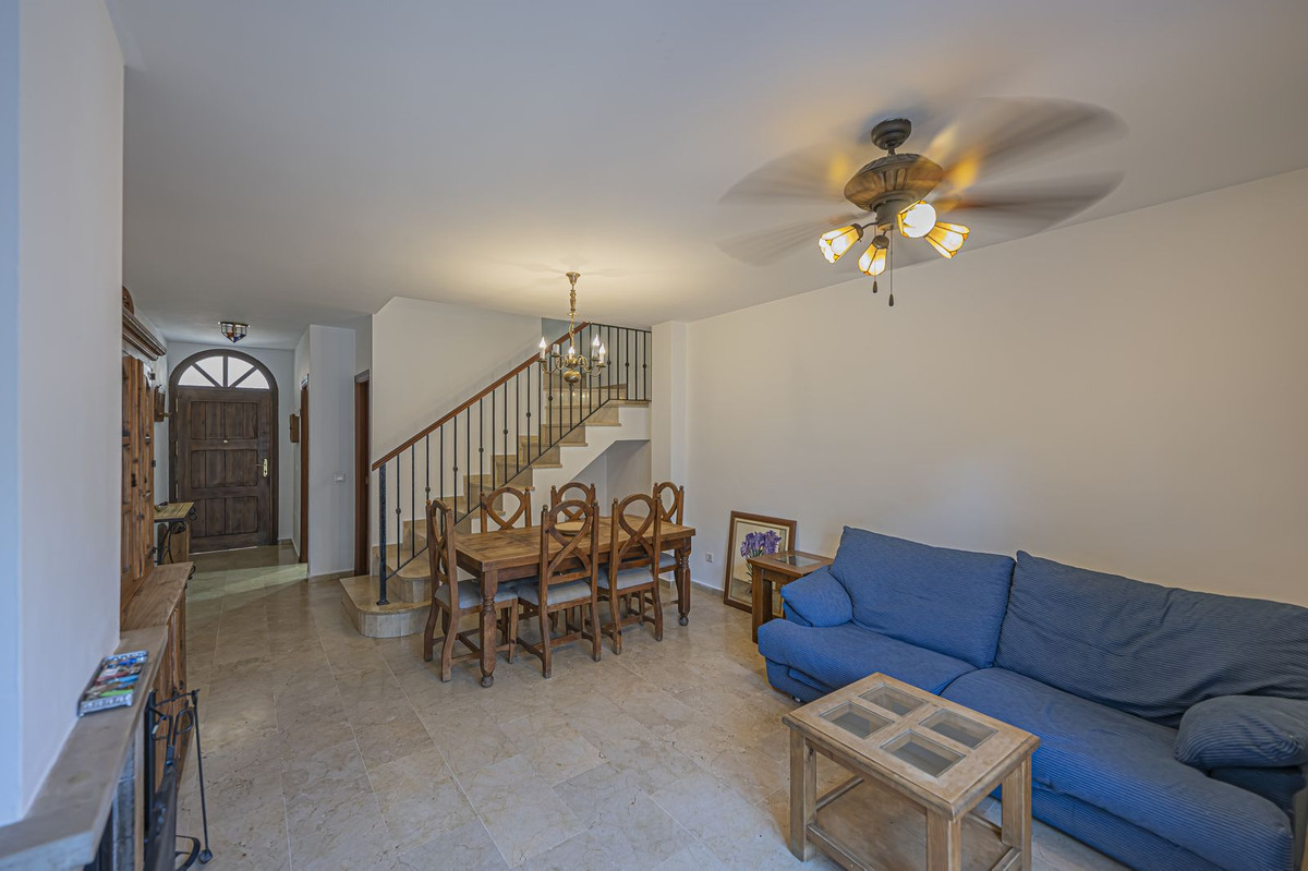 Te koop Herenhuis Costa Del Sol Estepona € 685.000,-