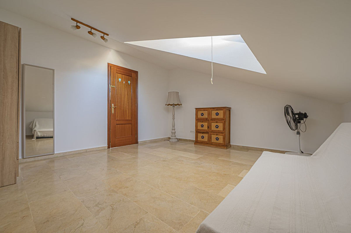 Te koop Herenhuis Costa Del Sol Estepona € 685.000,-