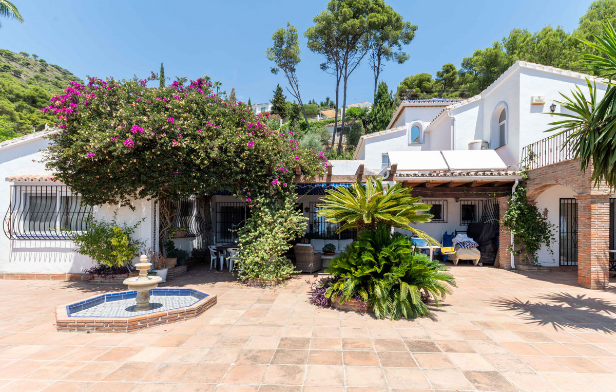 Te koop Vrijstaande Villa Costa Del Sol Mijas € 1.450.000,-