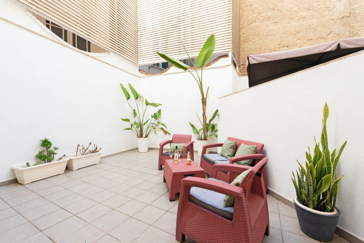 Te koop Middle Floor Apartment Costa Del Sol Málaga € 425.000,-