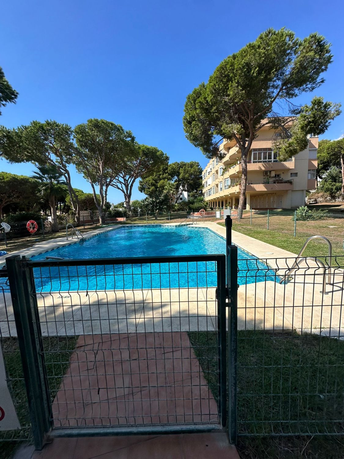 Te koop Gelijkvloers appartement Costa Del Sol Calahonda € 260.000,-