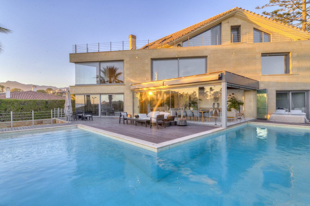 Te koop Vrijstaande Villa Costa Del Sol Marbella € 12.000.000,-