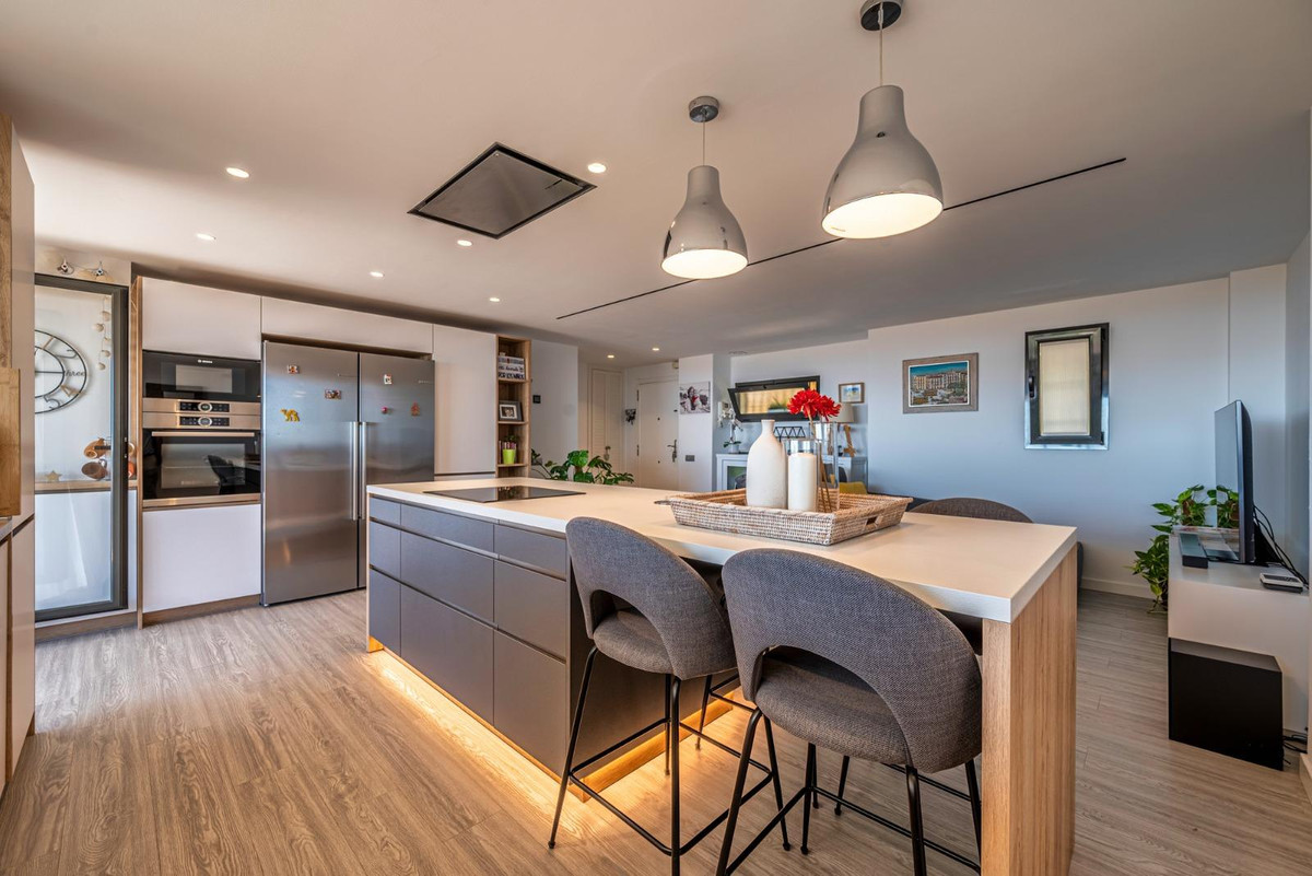 Te koop Middle Floor Apartment Costa Del Sol Benalmadena Pueblo € 498.000,-