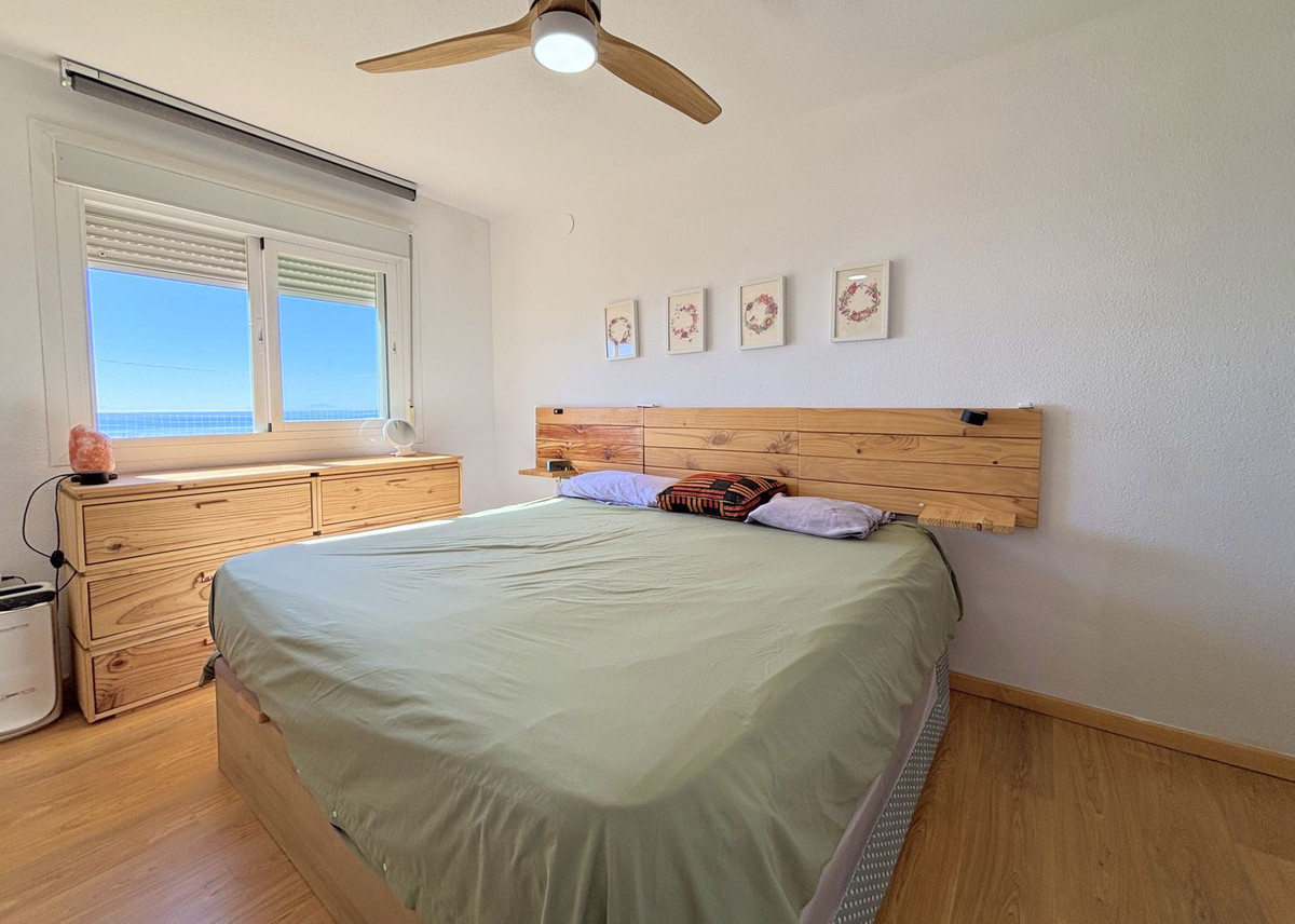 Te koop Middle Floor Apartment Costa Del Sol Estepona € 380.000,-