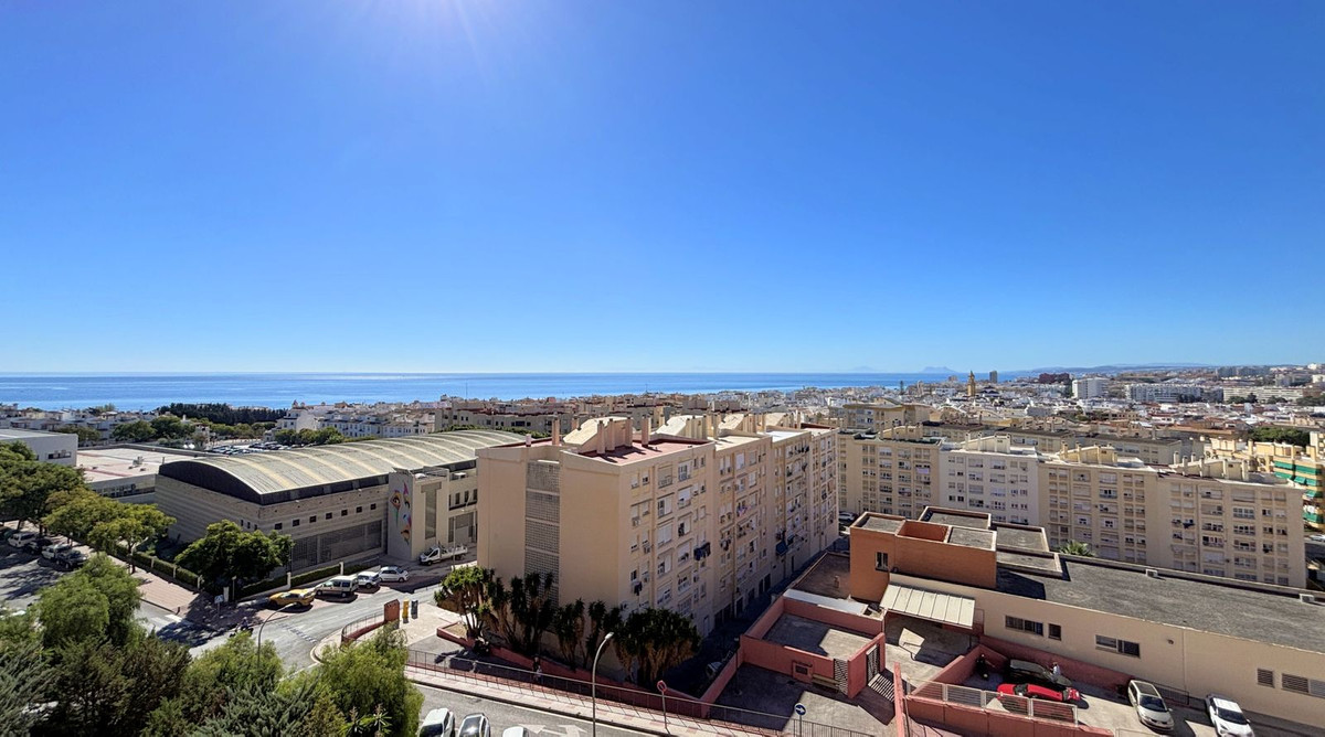 Te koop Middle Floor Apartment Costa Del Sol Estepona € 380.000,-