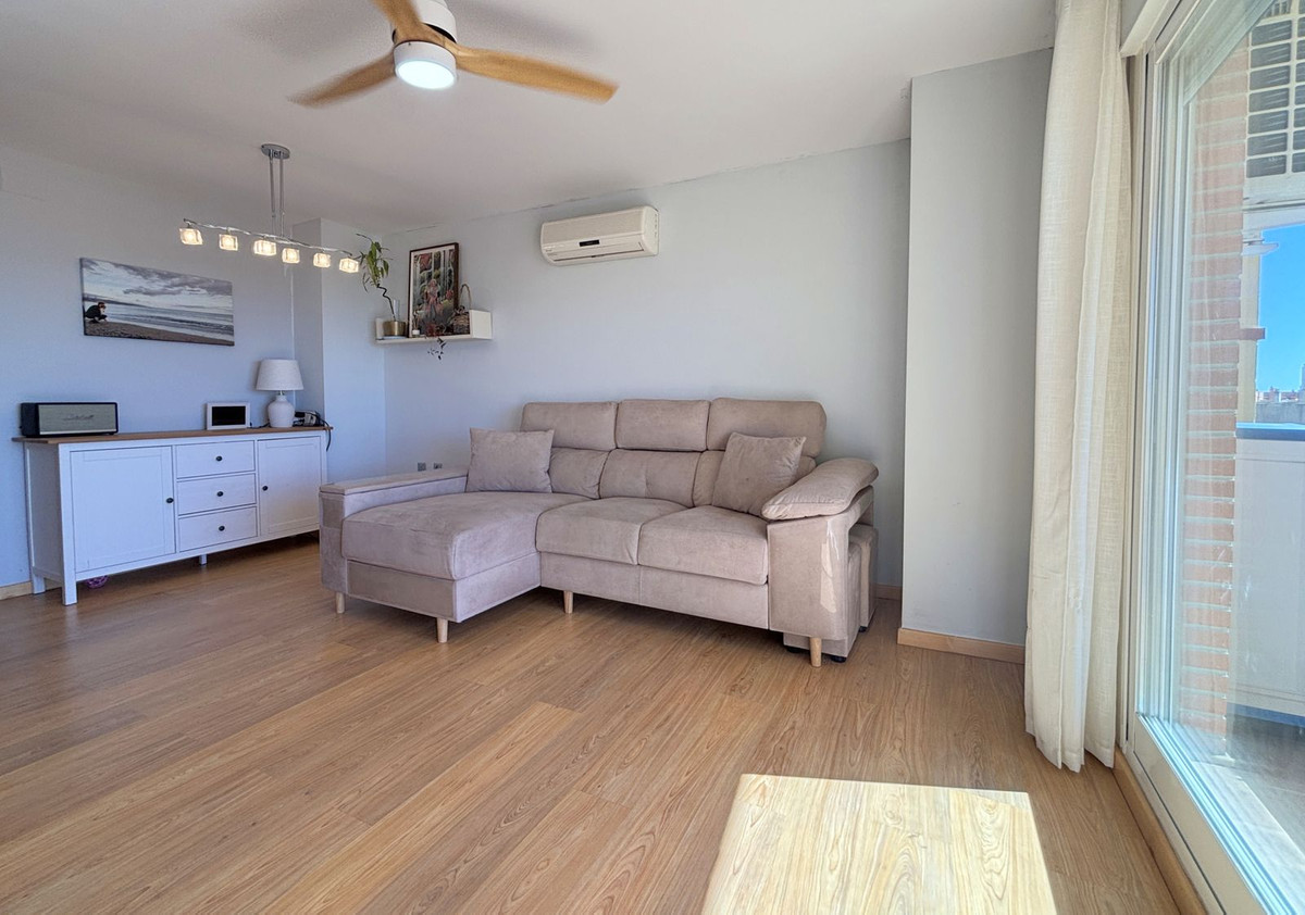 Te koop Middle Floor Apartment Costa Del Sol Estepona € 380.000,-