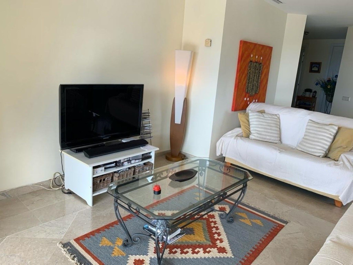 Te koop Middle Floor Apartment Costa Del Sol Elviria € 505.000,-