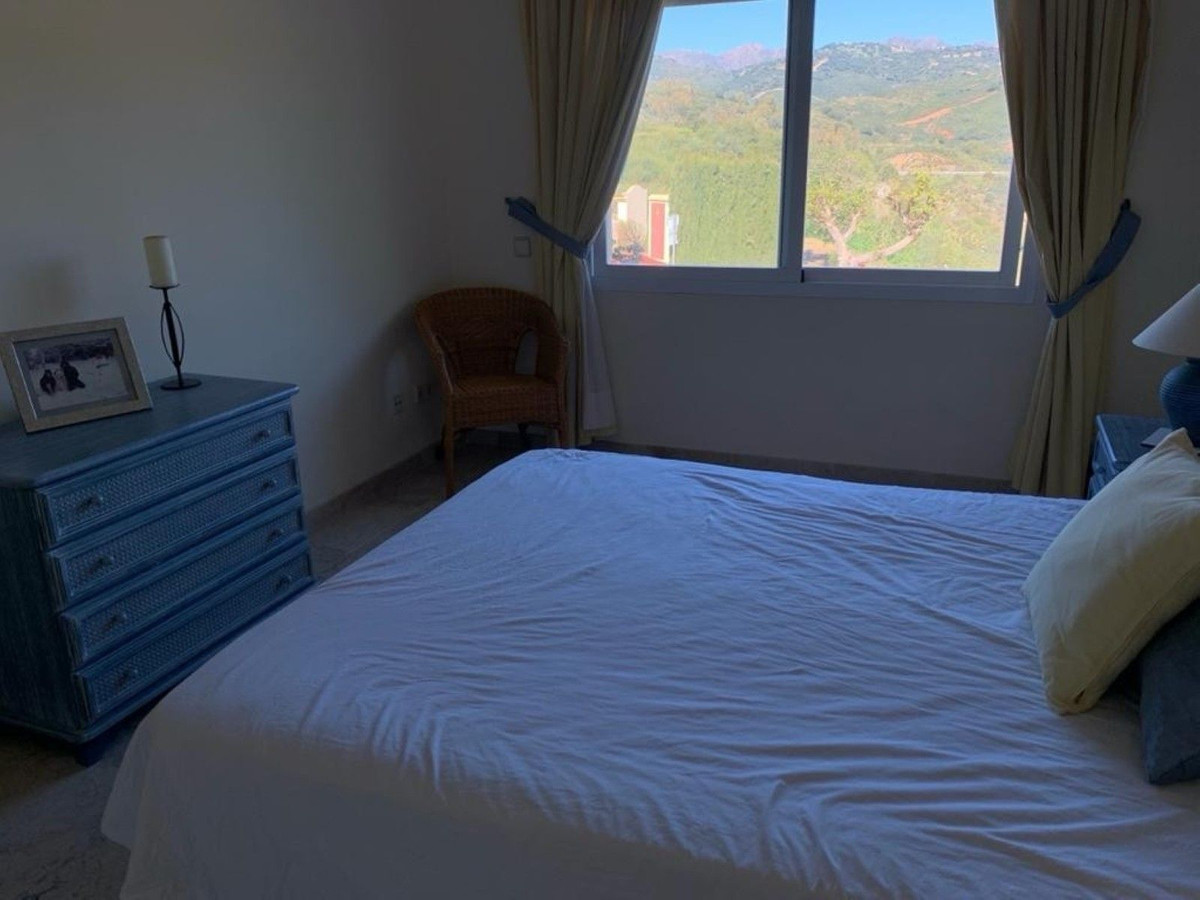 Te koop Middle Floor Apartment Costa Del Sol Elviria € 505.000,-