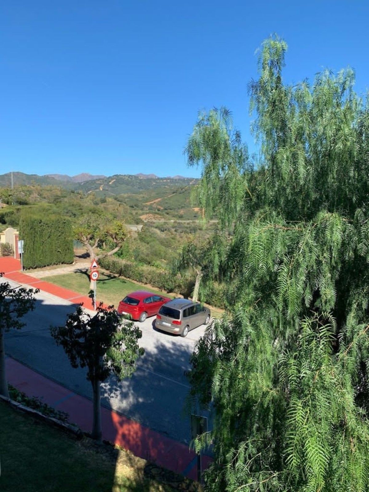 Te koop Middle Floor Apartment Costa Del Sol Elviria € 505.000,-