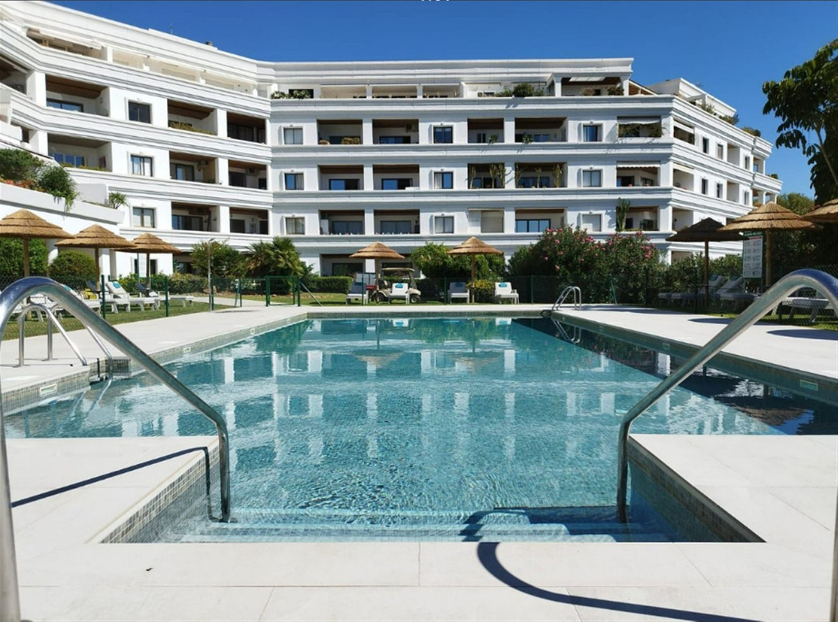 Te koop Middle Floor Apartment Costa Del Sol Nueva Andalucía € 640.000,-