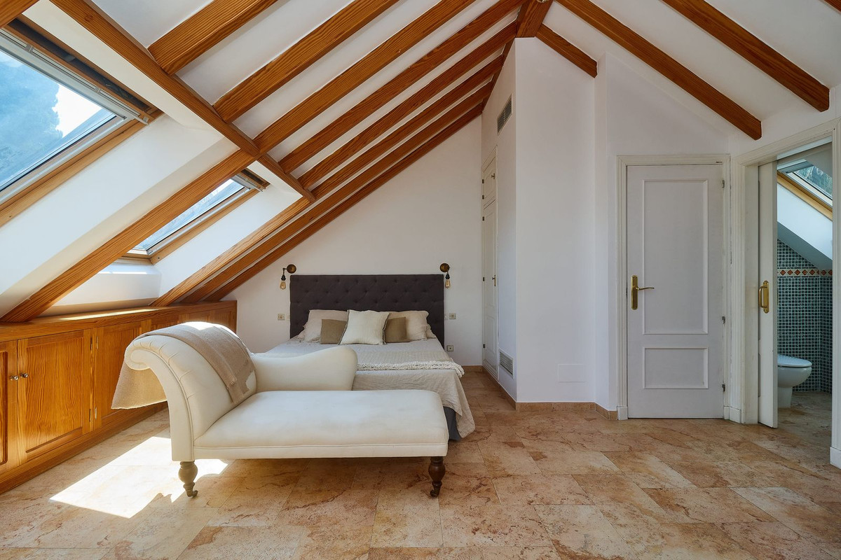 Te koop Half vrijstaand huis Costa Del Sol The Golden Mile € 1.750.000,-