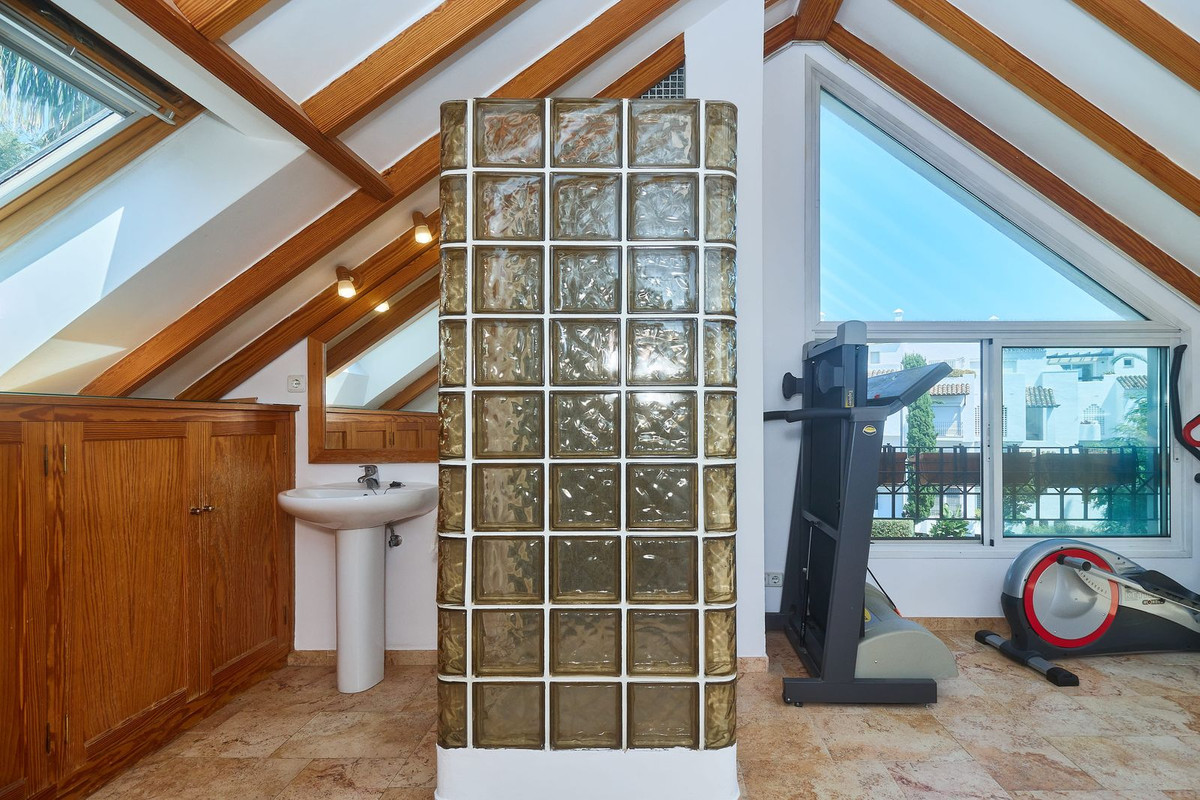 Te koop Half vrijstaand huis Costa Del Sol The Golden Mile € 1.750.000,-