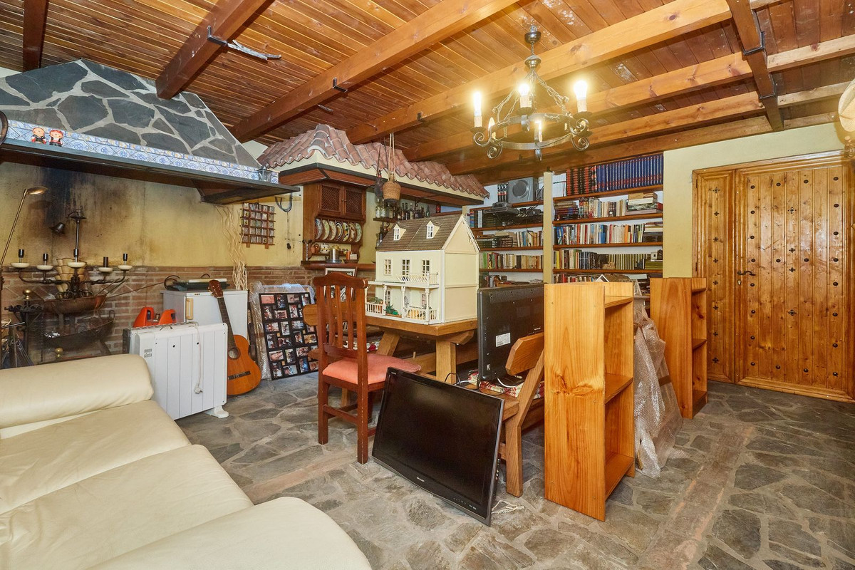 Te koop Half vrijstaand huis Costa Del Sol The Golden Mile € 1.750.000,-