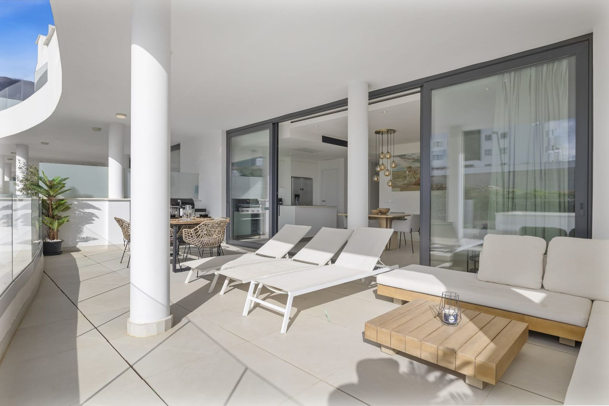 Te koop Middle Floor Apartment Costa Del Sol Fuengirola € 589.000,-