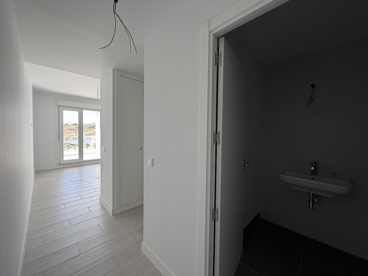 Te koop Middle Floor Apartment Costa Del Sol Estepona € 475.000,-