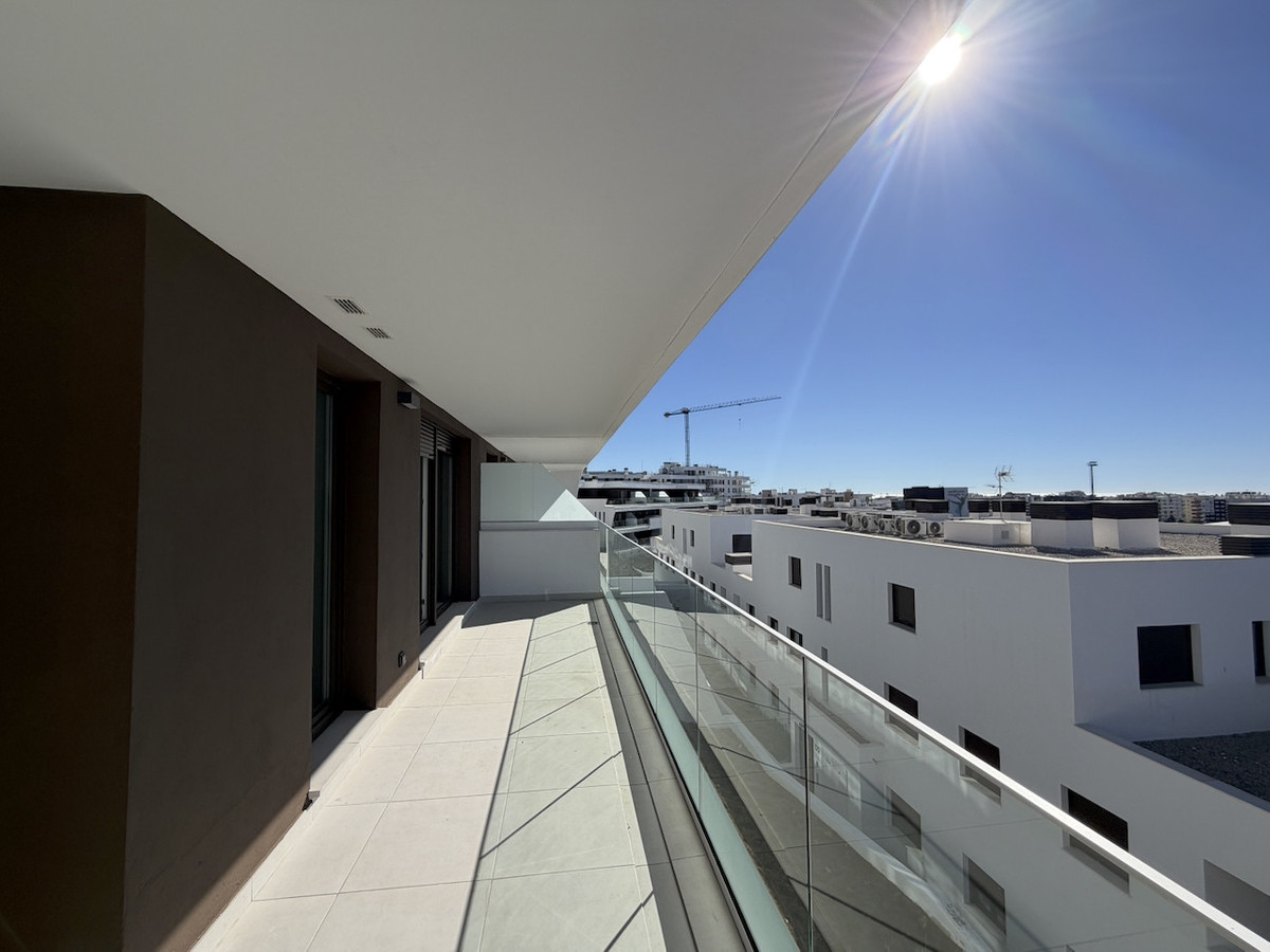 Te koop Middle Floor Apartment Costa Del Sol Estepona € 475.000,-