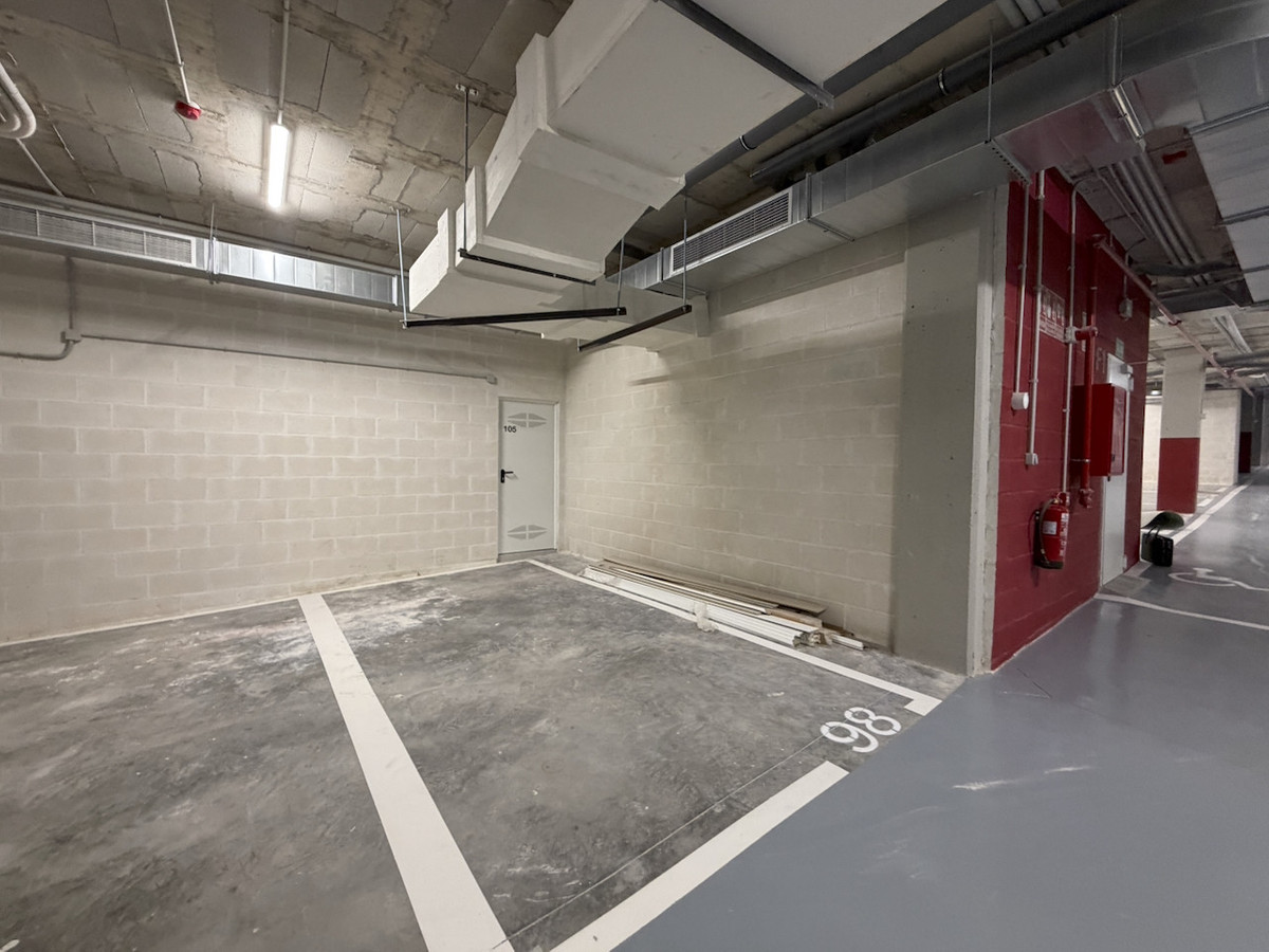 Te koop Middle Floor Apartment Costa Del Sol Estepona € 475.000,-