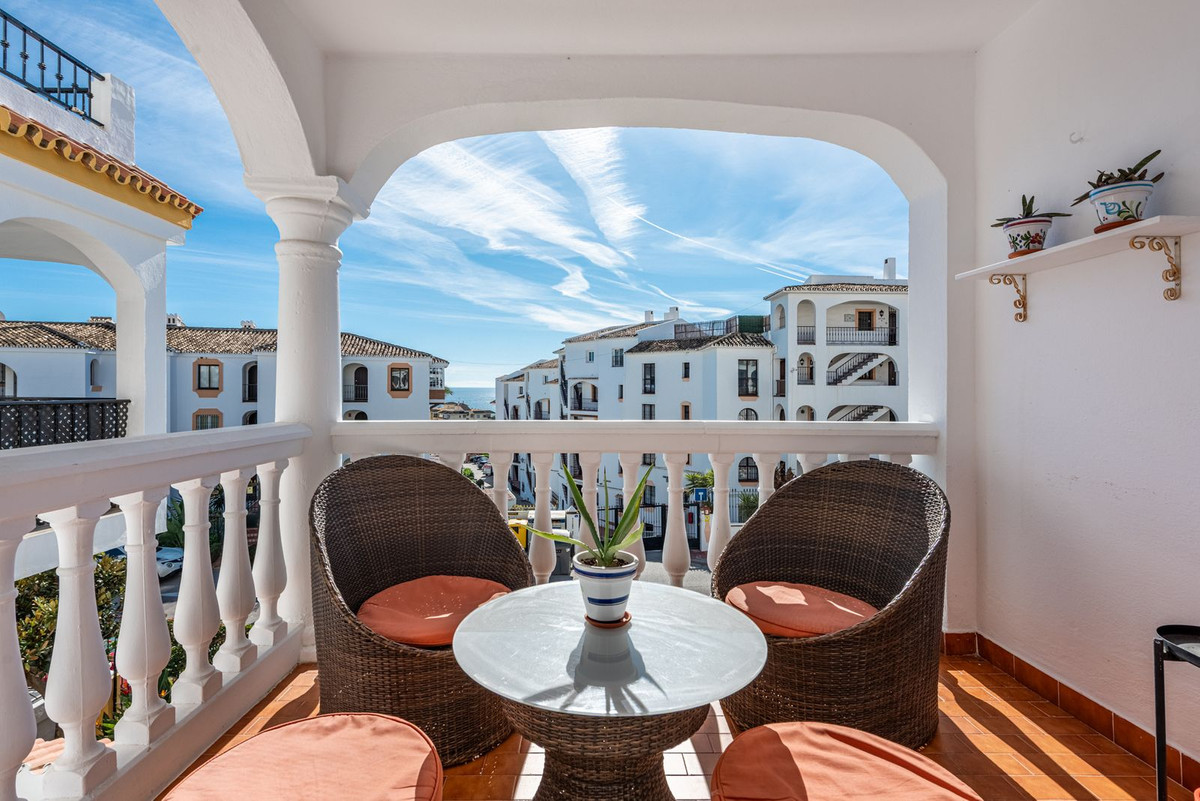 Te koop Middle Floor Apartment Costa Del Sol Riviera Del Sol € 335.000,-