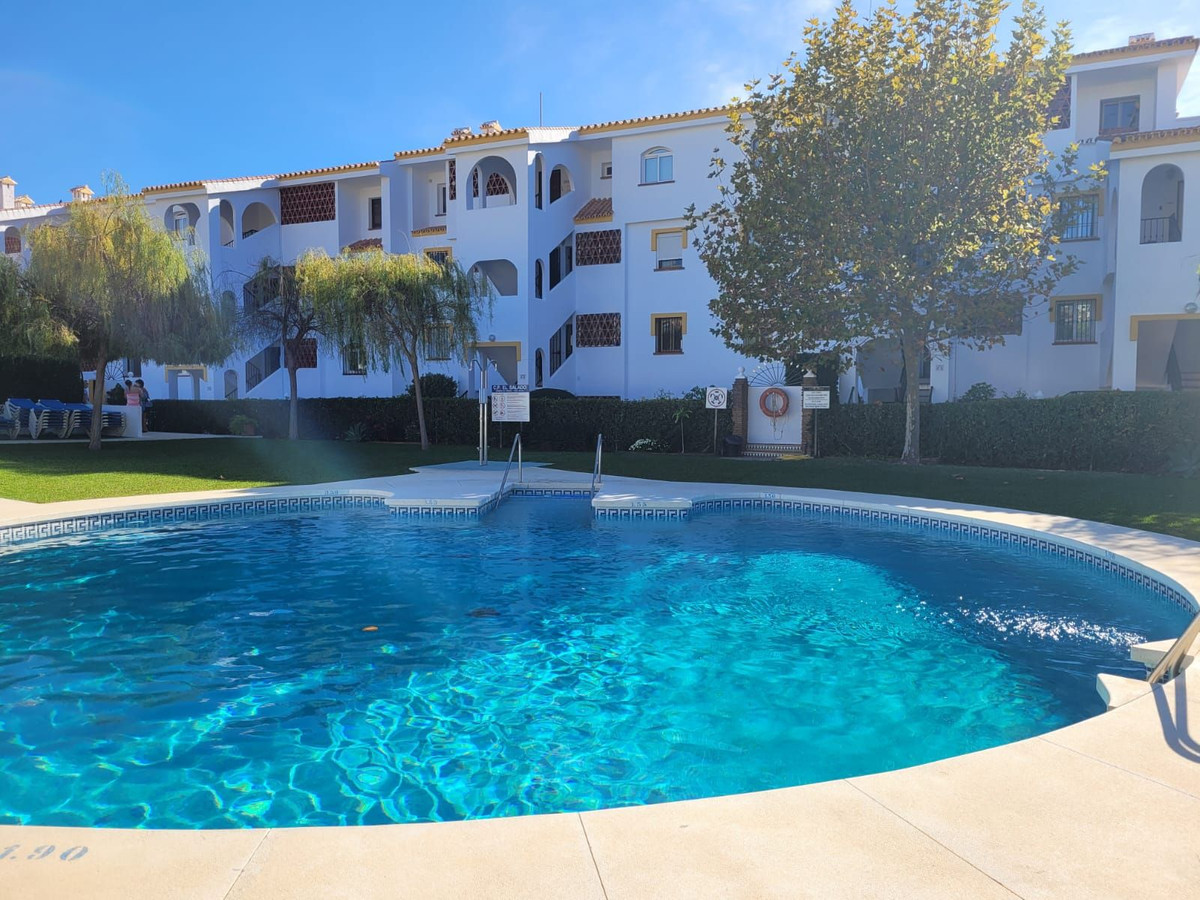 Te koop Middle Floor Apartment Costa Del Sol Riviera Del Sol € 335.000,-
