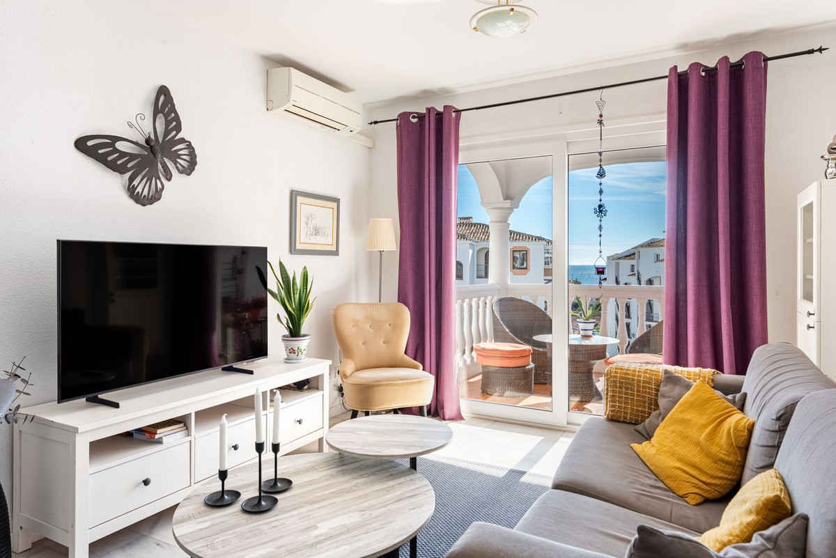 Te koop Middle Floor Apartment Costa Del Sol Riviera Del Sol € 335.000,-