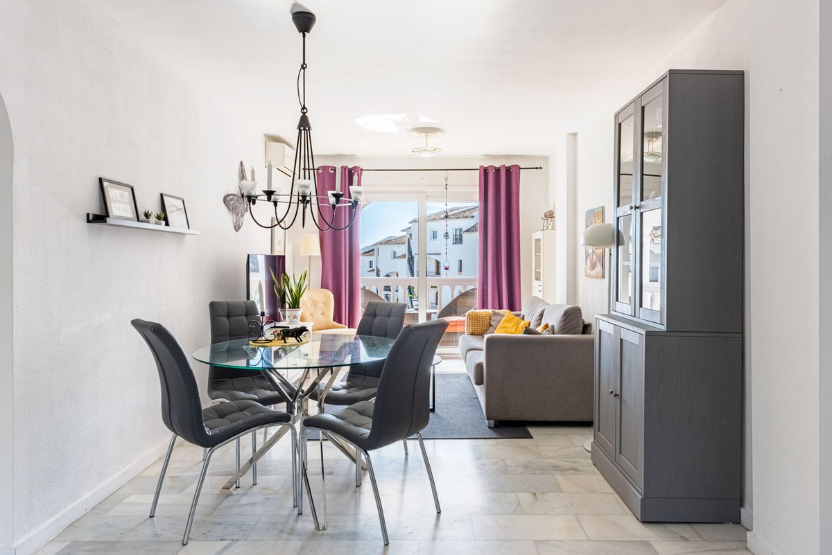 Te koop Middle Floor Apartment Costa Del Sol Riviera Del Sol € 335.000,-