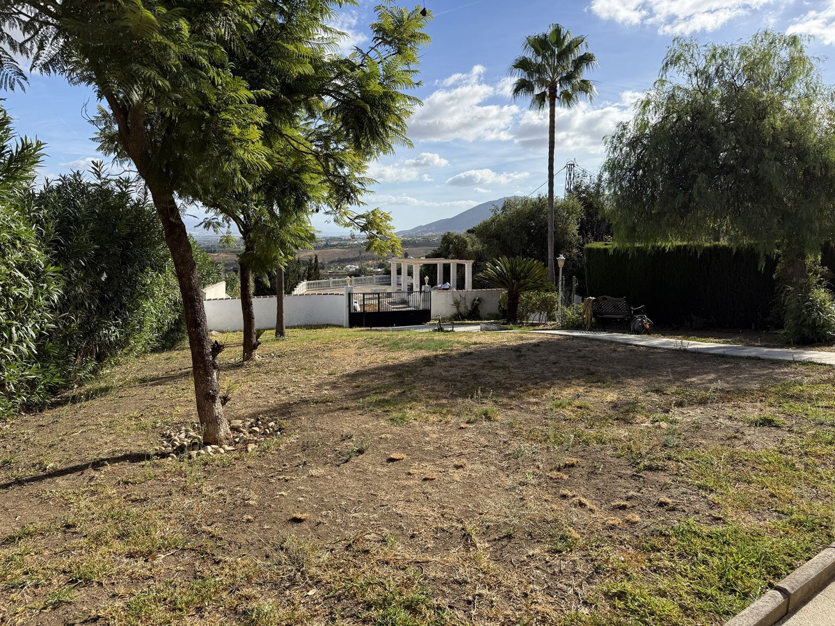 Te koop Finca - Cortijo Costa Del Sol Alhaurín De La Torre € 595.000,-