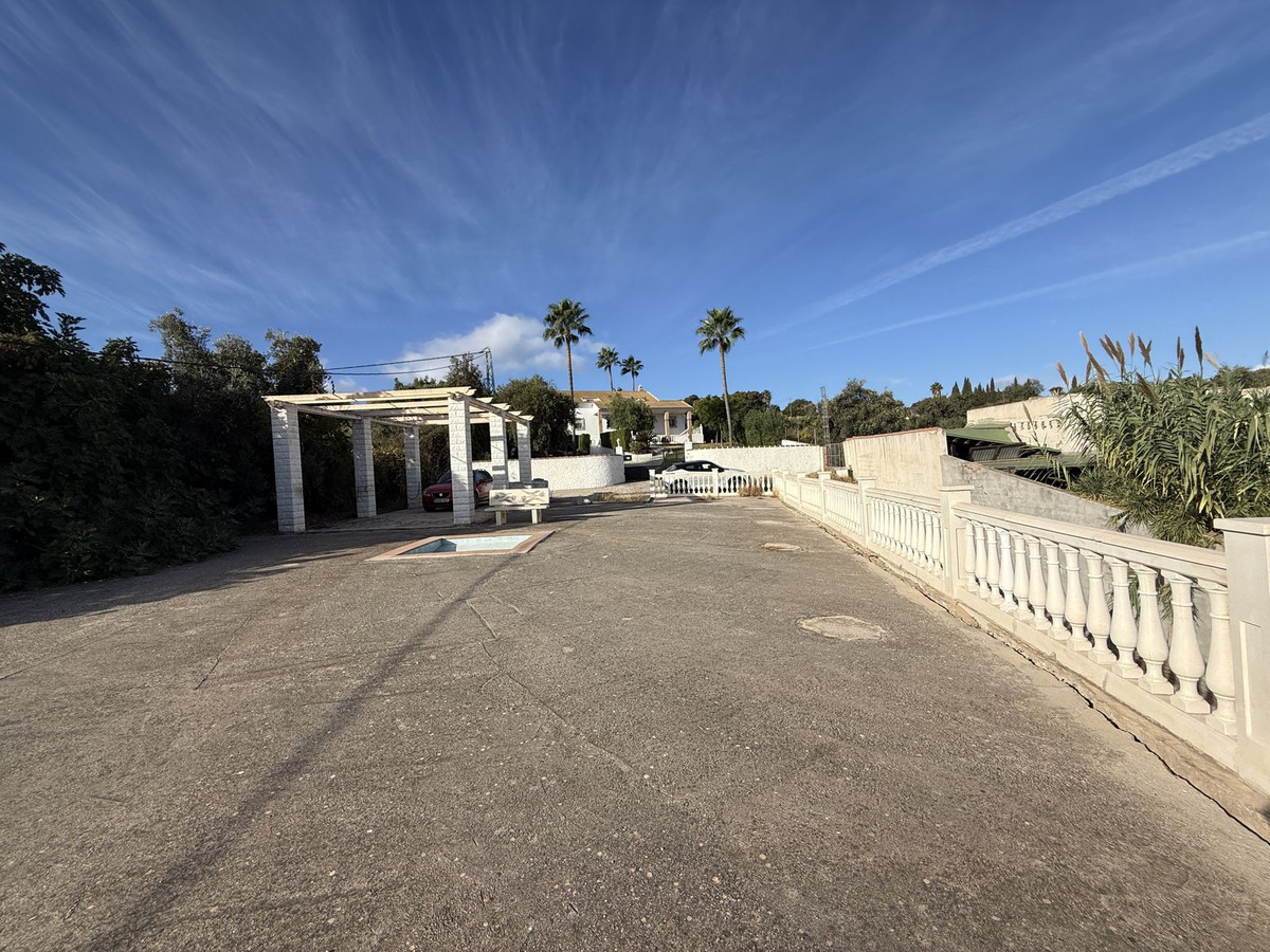 Te koop Finca - Cortijo Costa Del Sol Alhaurín De La Torre € 595.000,-