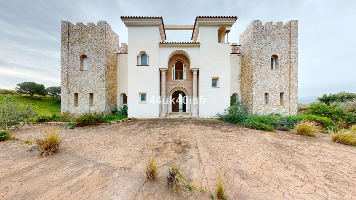 Te koop Vrijstaande Villa Costa Del Sol Valtocado € 850.000,-
