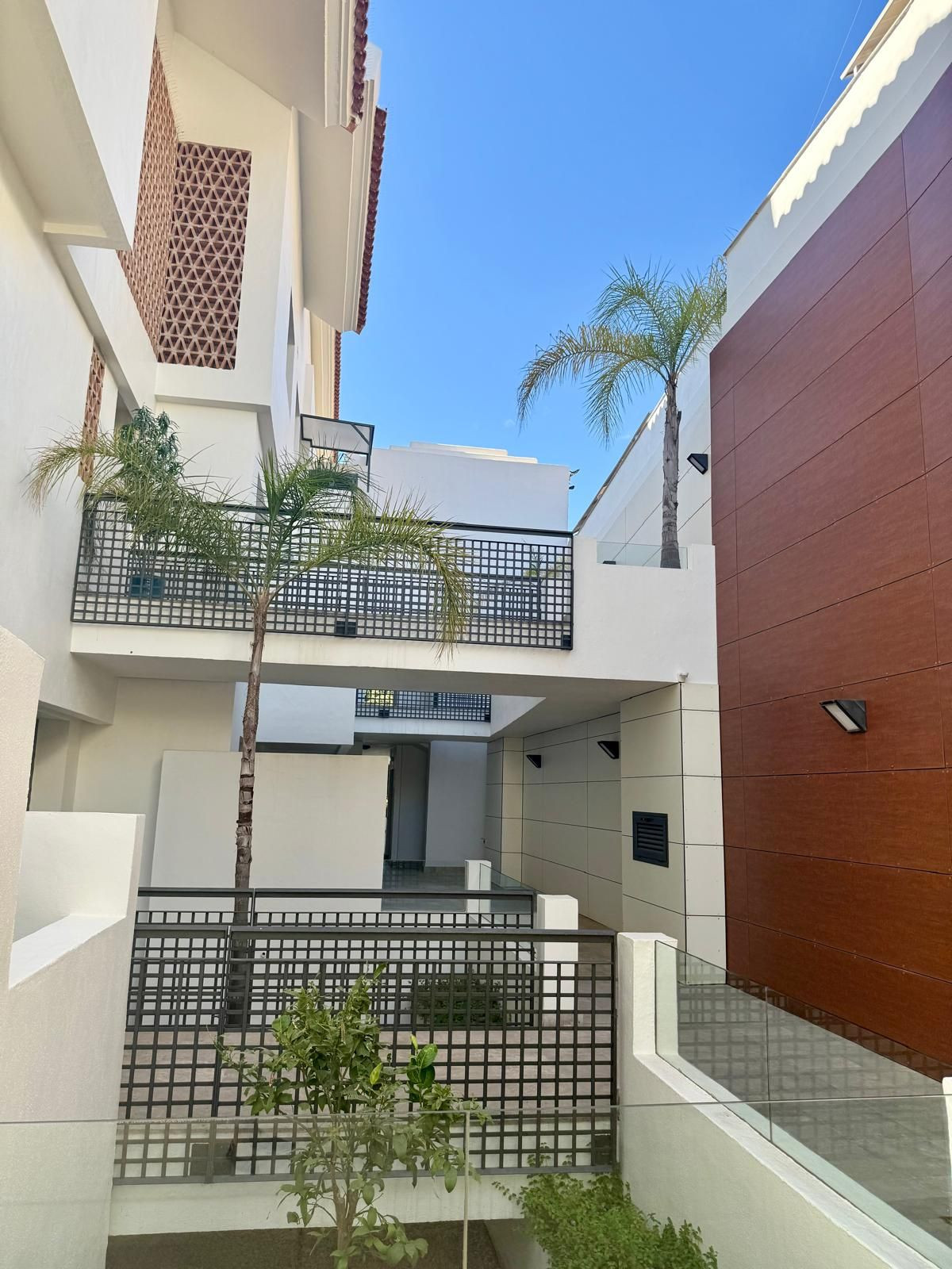 Te koop Middle Floor Apartment Costa Del Sol Marbella € 775.000,-