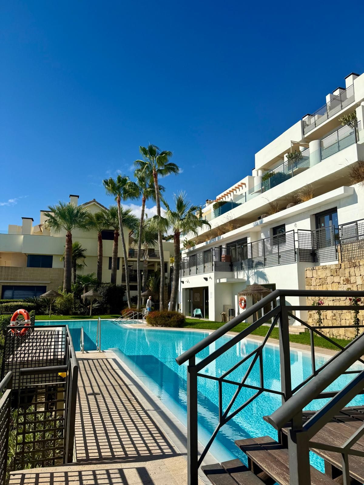 Te koop Middle Floor Apartment Costa Del Sol Marbella € 775.000,-