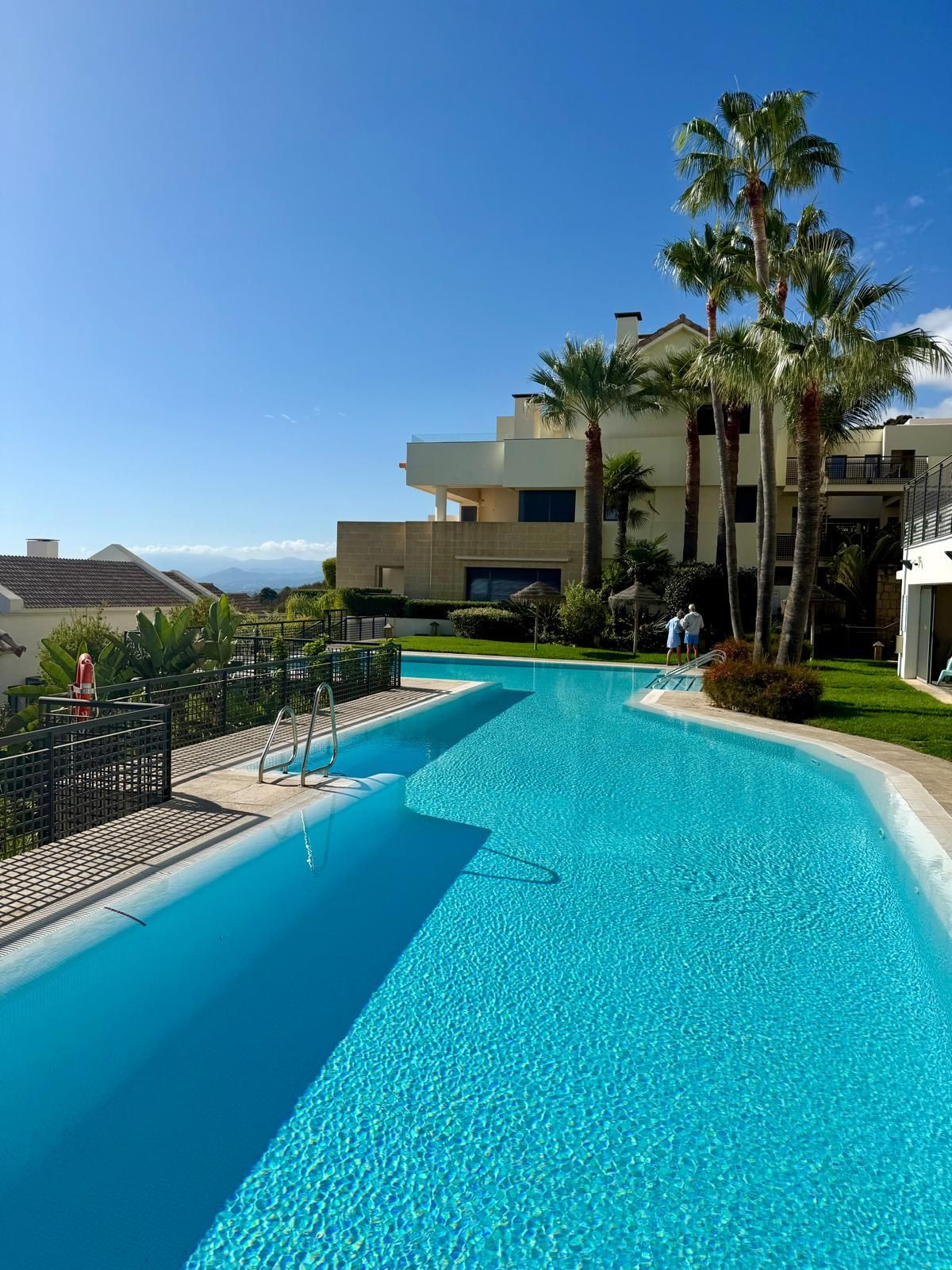Te koop Middle Floor Apartment Costa Del Sol Marbella € 775.000,-