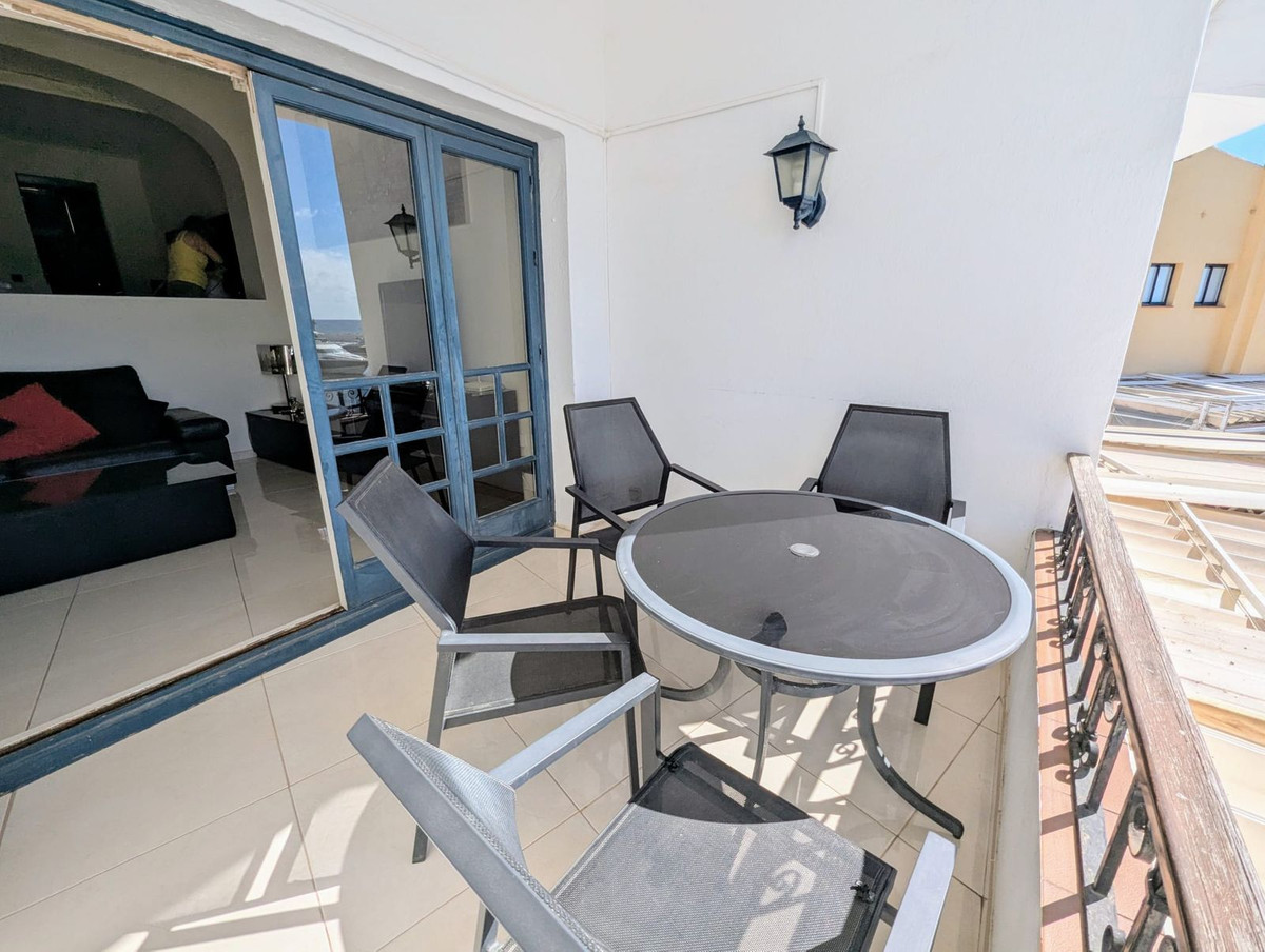 Te koop Middle Floor Apartment Costa Del Sol Puerto De Cabopino € 625.000,-