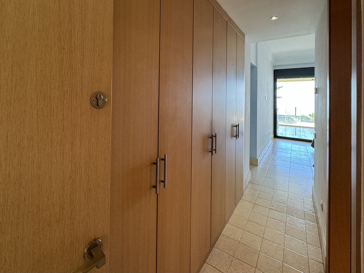 Te koop Gelijkvloers appartement Costa Del Sol Altos De Los Monteros € 759.000,-