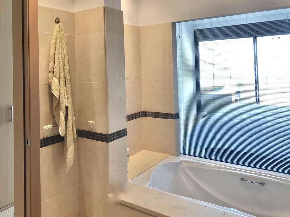 Te koop Gelijkvloers appartement Costa Del Sol Altos De Los Monteros € 759.000,-