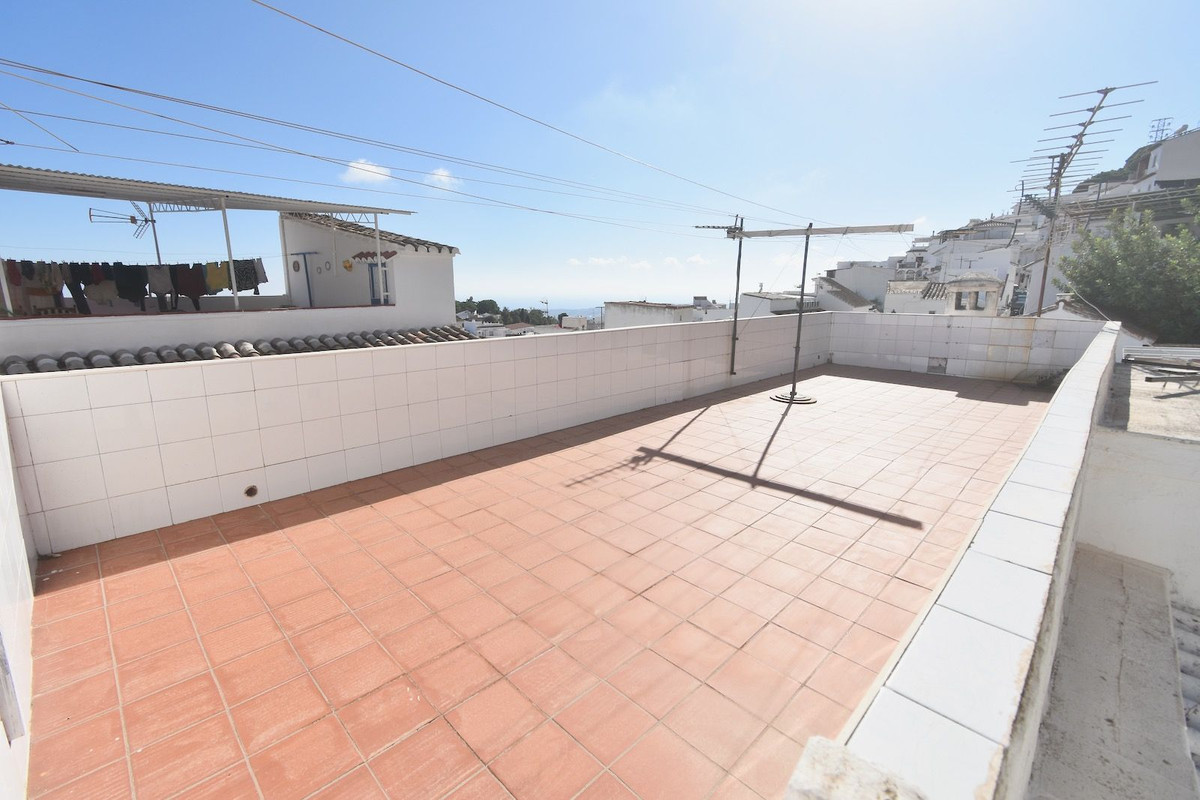 Te koop Half vrijstaand huis Costa Del Sol Mijas € 265.000,-