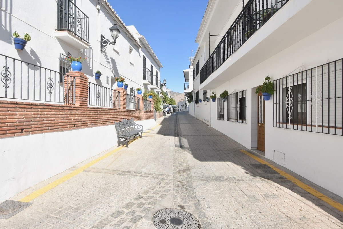 Te koop Half vrijstaand huis Costa Del Sol Mijas € 265.000,-