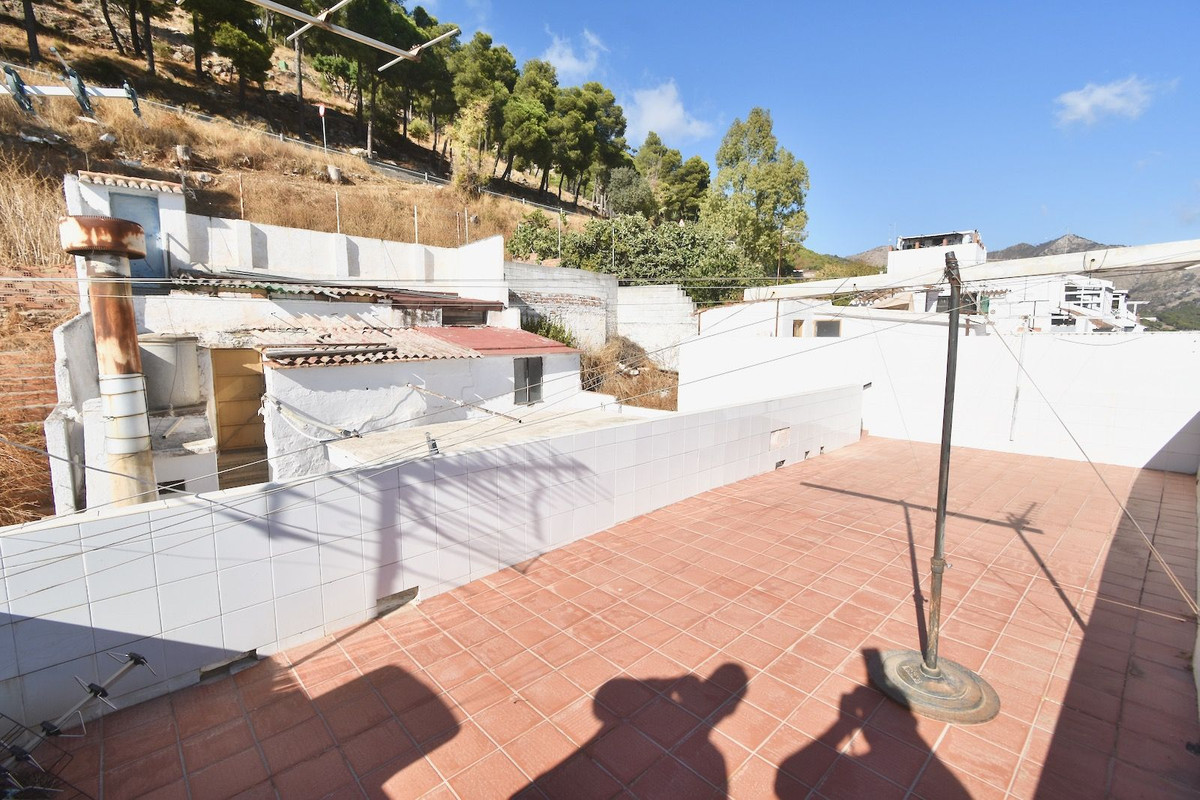 Te koop Half vrijstaand huis Costa Del Sol Mijas € 265.000,-