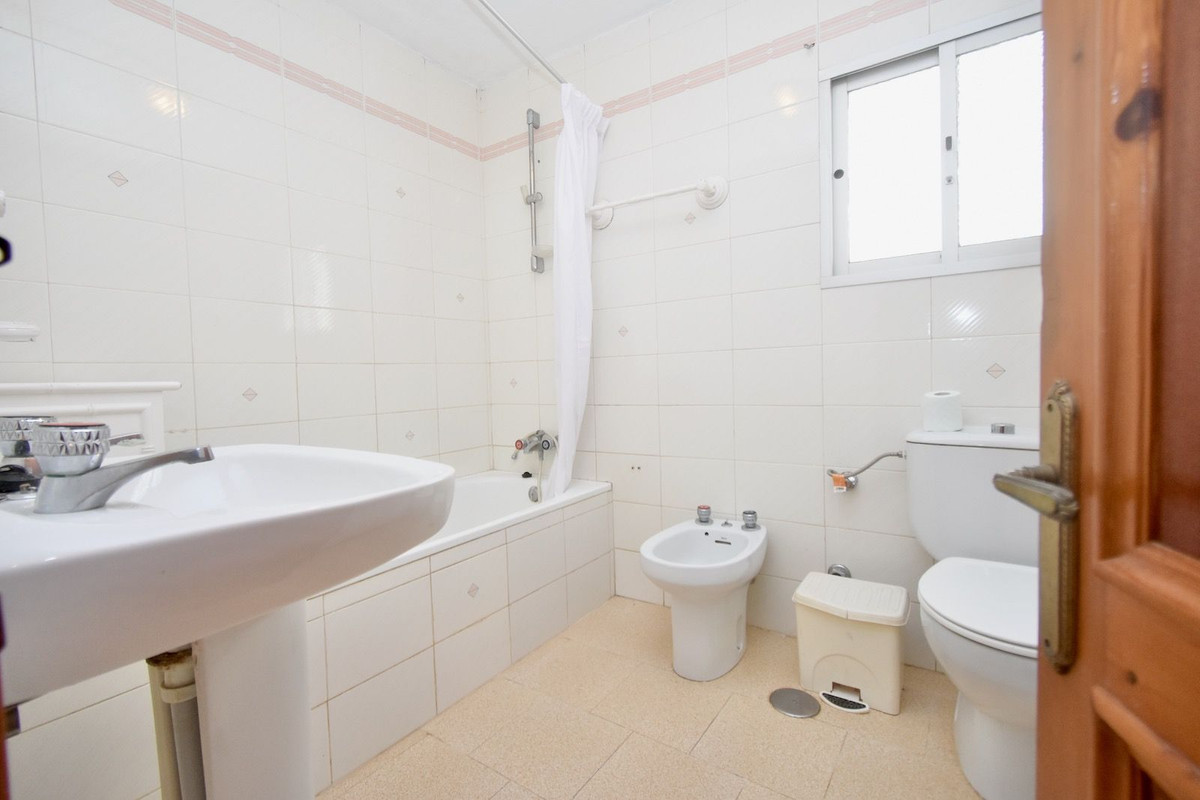 Te koop Half vrijstaand huis Costa Del Sol Mijas € 265.000,-