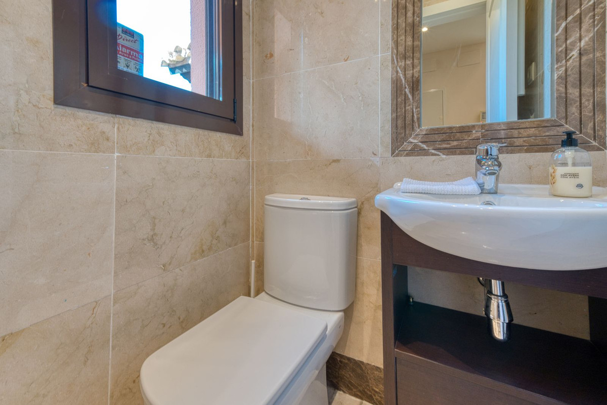 Te koop Herenhuis Costa Del Sol Estepona € 479.000,-