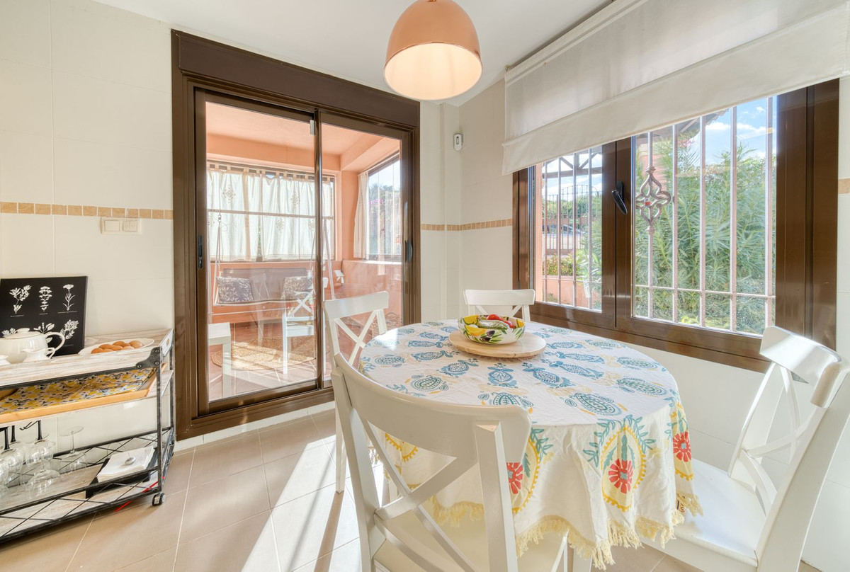 Te koop Herenhuis Costa Del Sol Estepona € 479.000,-