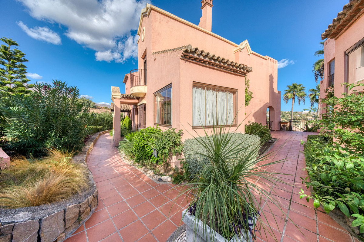 Te koop Herenhuis Costa Del Sol Estepona € 479.000,-