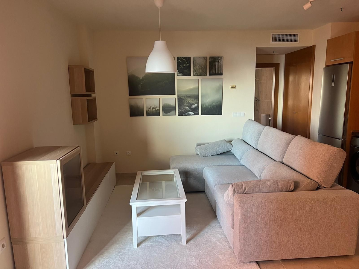 Te koop Middle Floor Apartment Costa Del Sol Estepona € 320.000,-