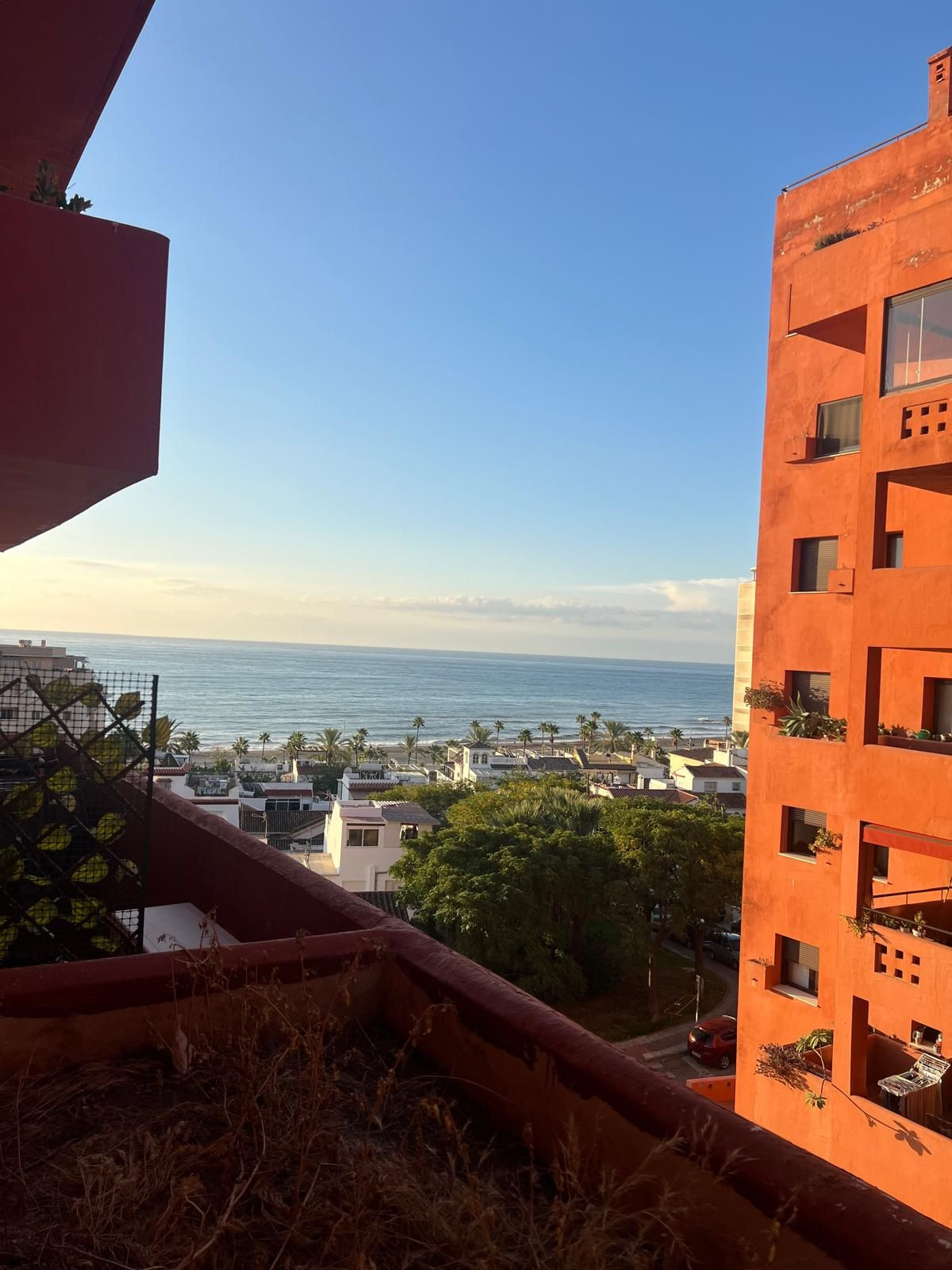 Te koop Middle Floor Apartment Costa Del Sol Estepona € 320.000,-