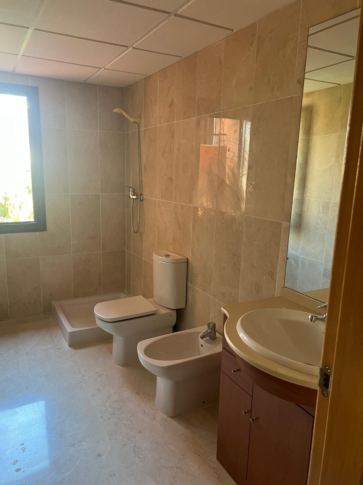 Te koop Middle Floor Apartment Costa Del Sol Estepona € 320.000,-